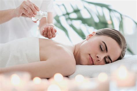 Massage sensuel complet du corps Massage érotique Beaumont